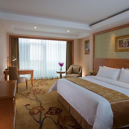 Vienna Hotel Shanghai Pudong Lujiazui Jinqiao Exterior photo