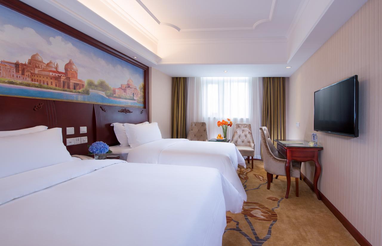 Vienna Hotel Shanghai Pudong Lujiazui Jinqiao Exterior photo