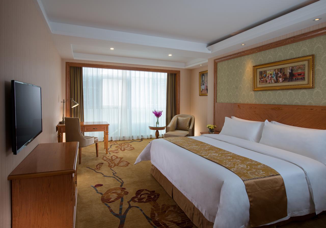 Vienna Hotel Shanghai Pudong Lujiazui Jinqiao Exterior photo